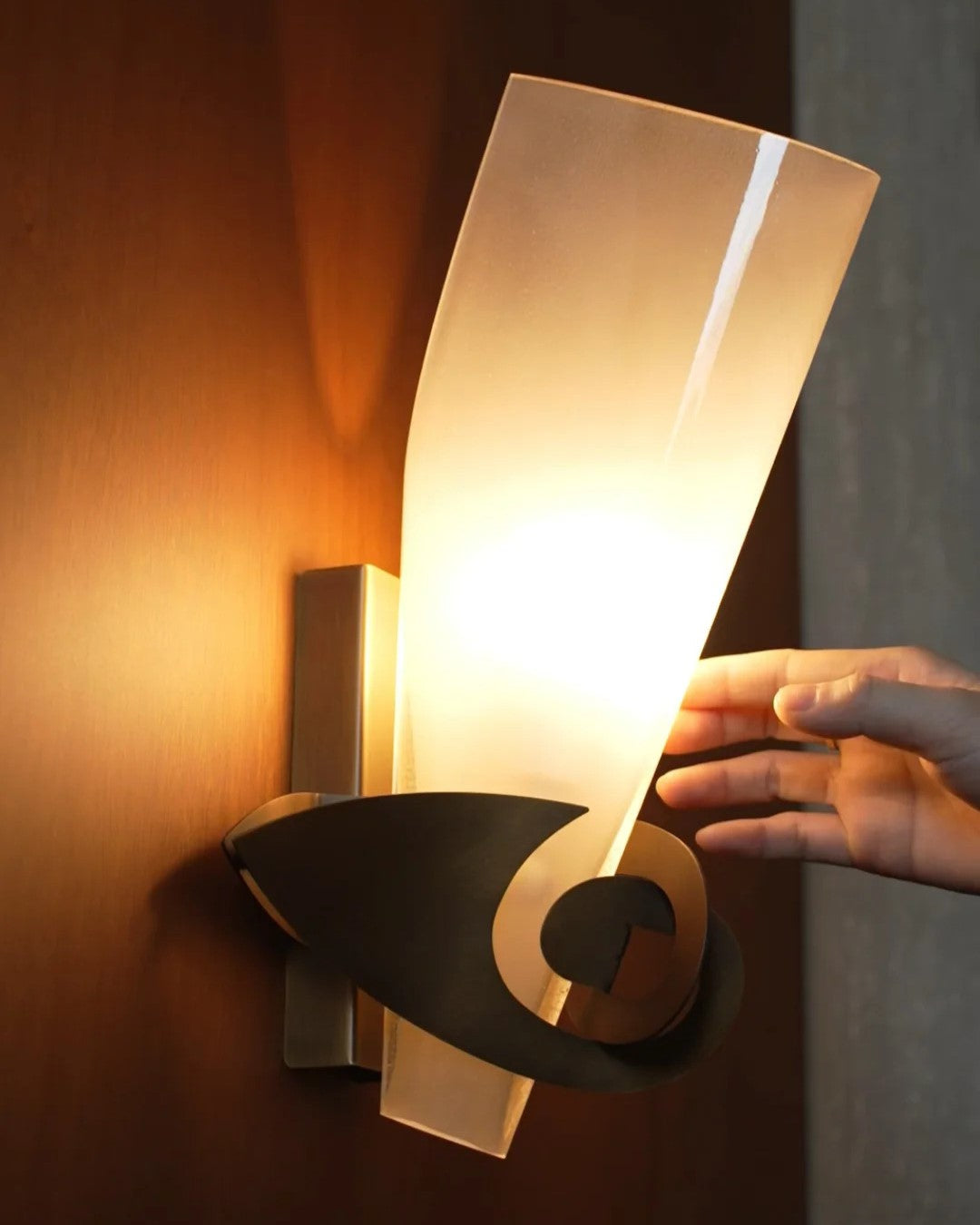Phantom Sconce