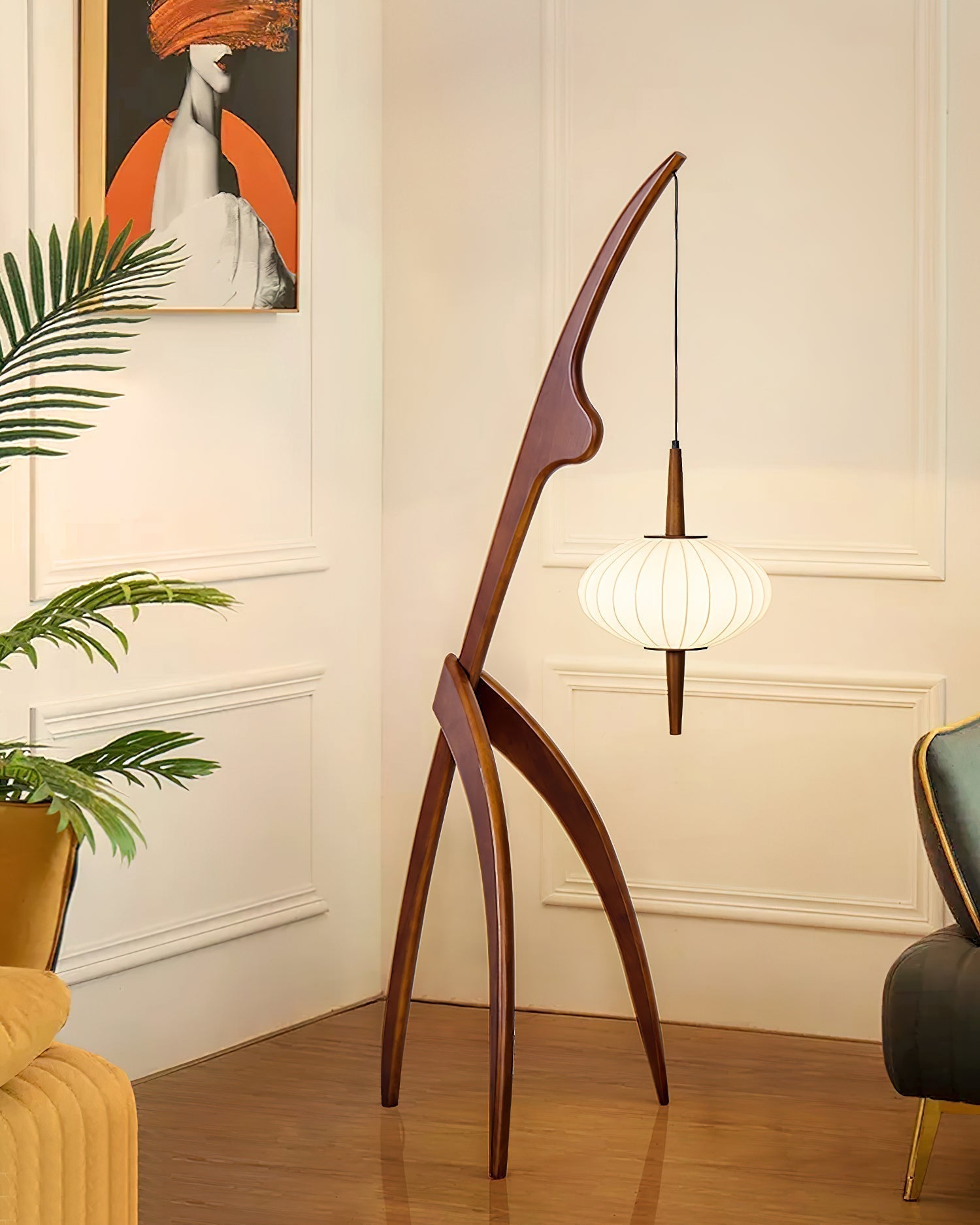 Praying Mantis Floor Lamp