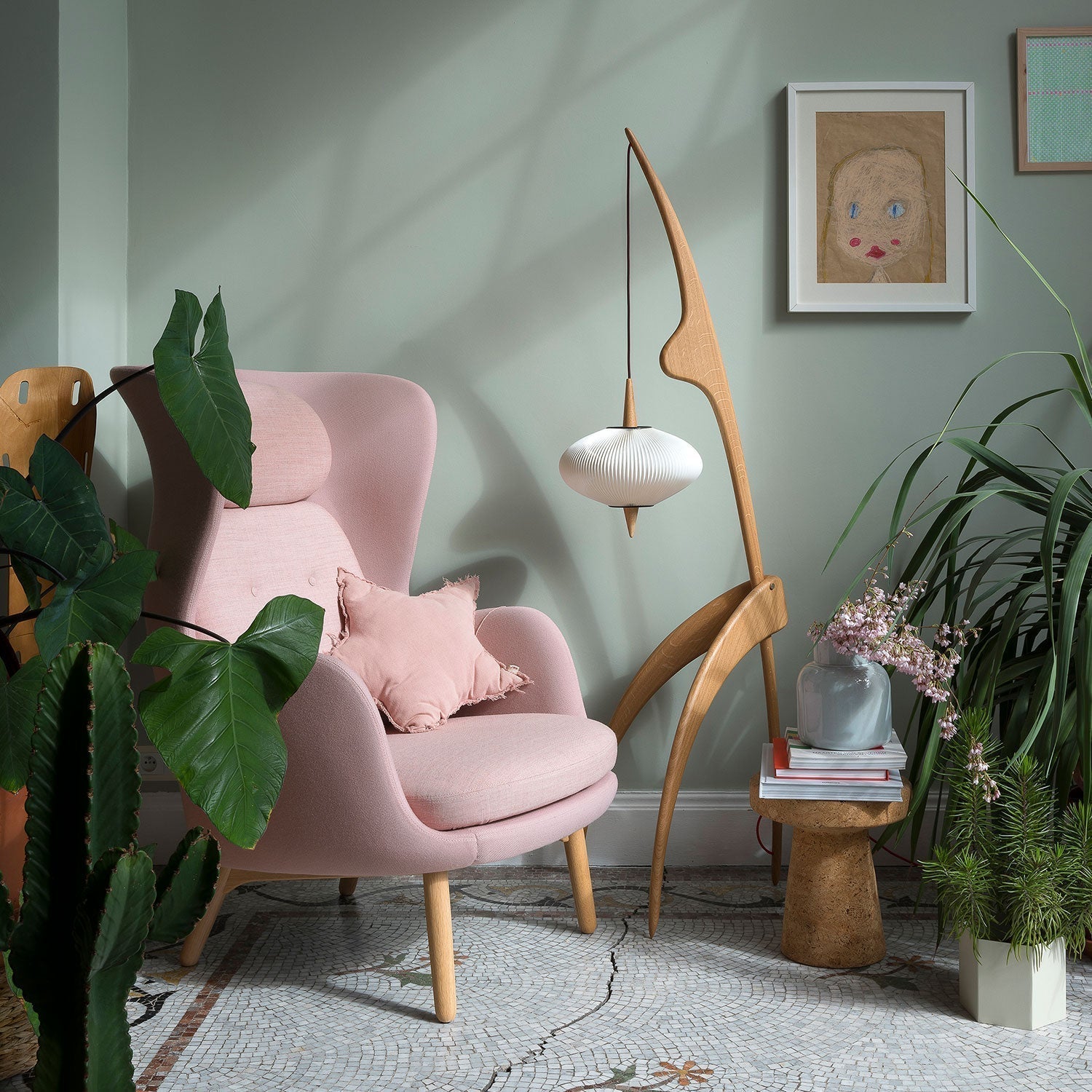 Praying Mantis Floor Lamp