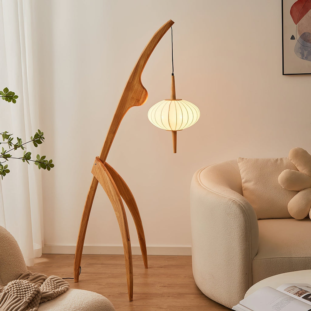 Praying Mantis Floor Lamp