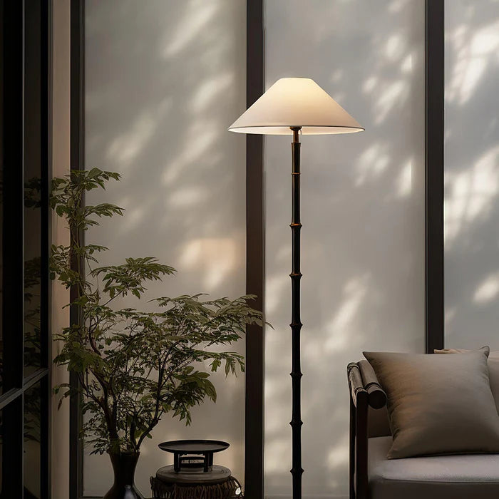 Prys Floor Lamp