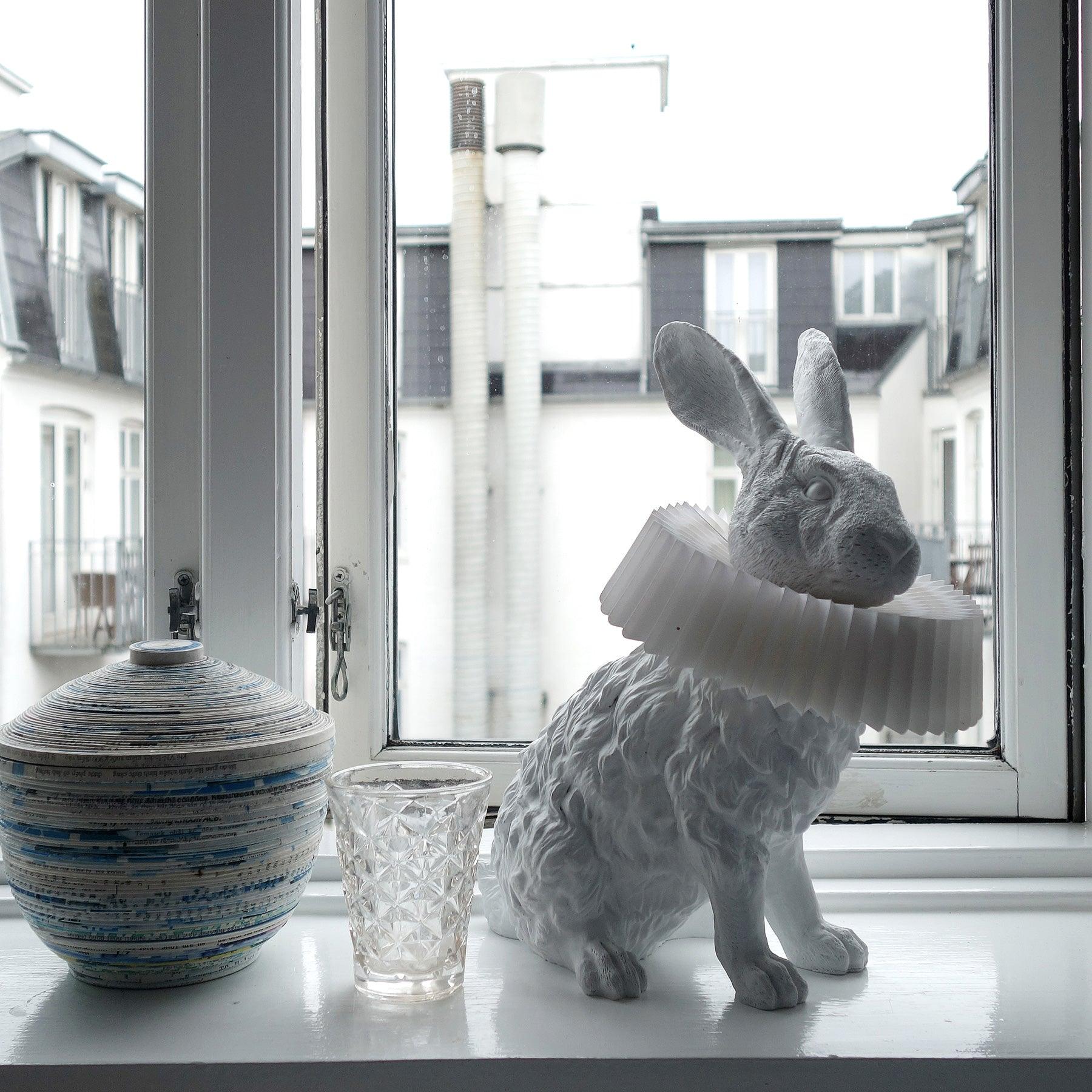 Rabbit Sculpture Table Lamp