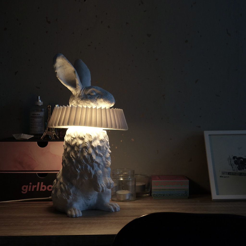 Rabbit Sculpture Table Lamp
