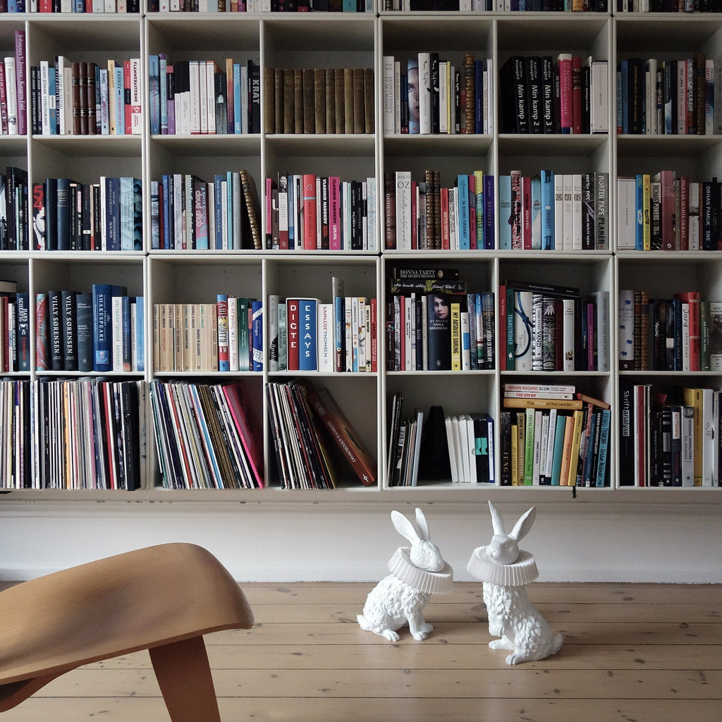 Rabbit Sculpture Table Lamp