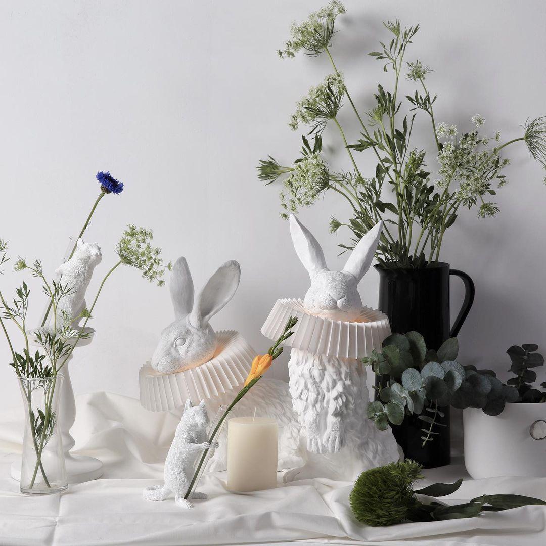 Rabbit Sculpture Table Lamp