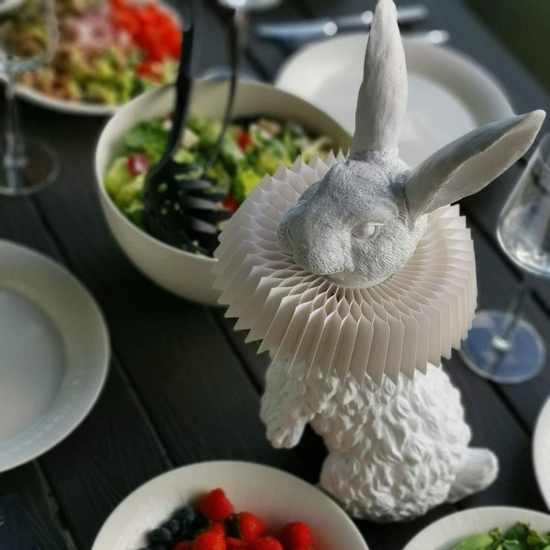 Rabbit Sculpture Table Lamp