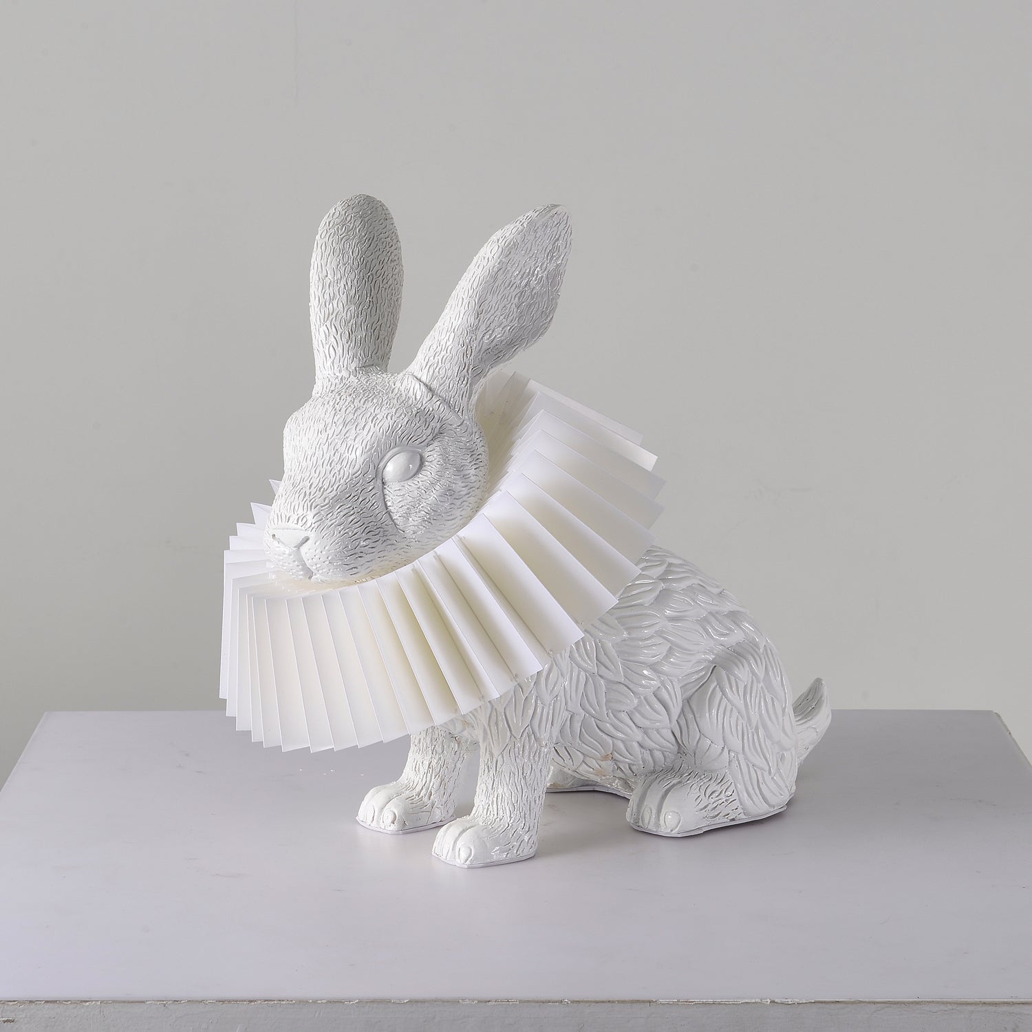 Rabbit Sculpture Table Lamp
