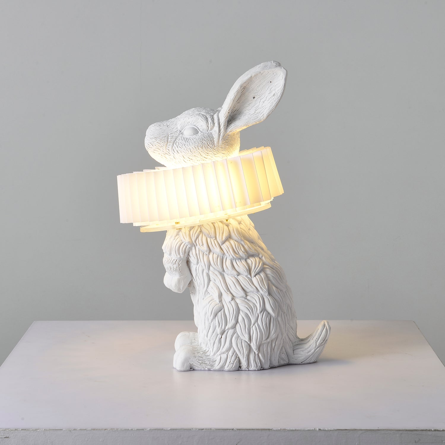 Rabbit Sculpture Table Lamp