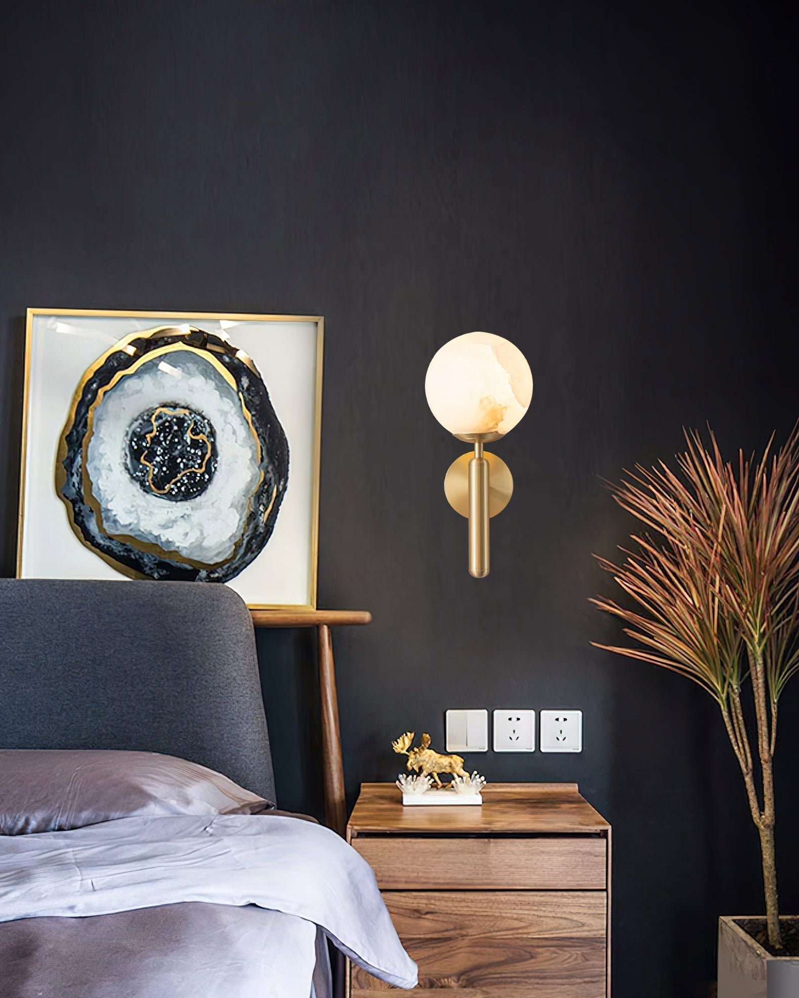 Reita Wall Sconce