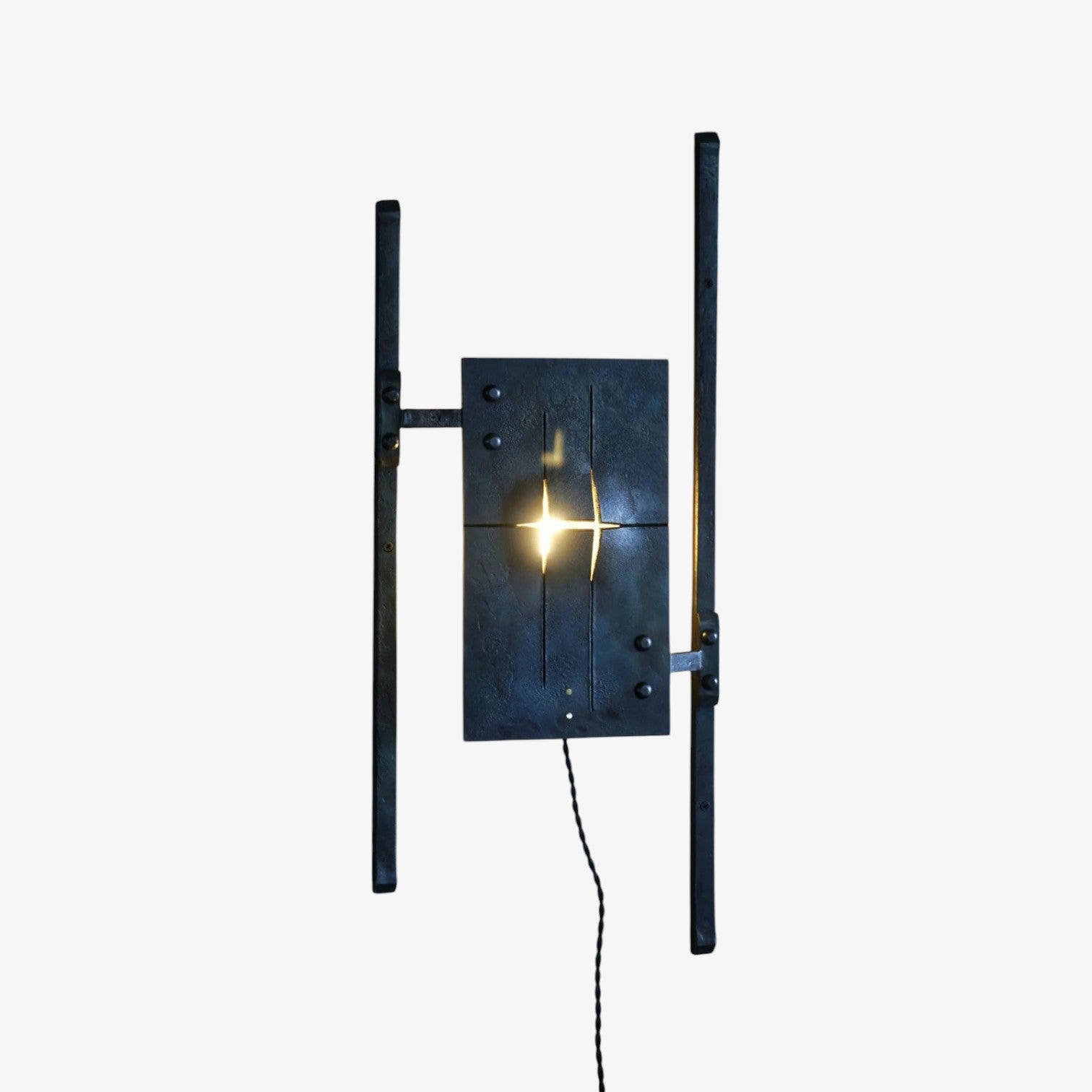 Rift Sconce