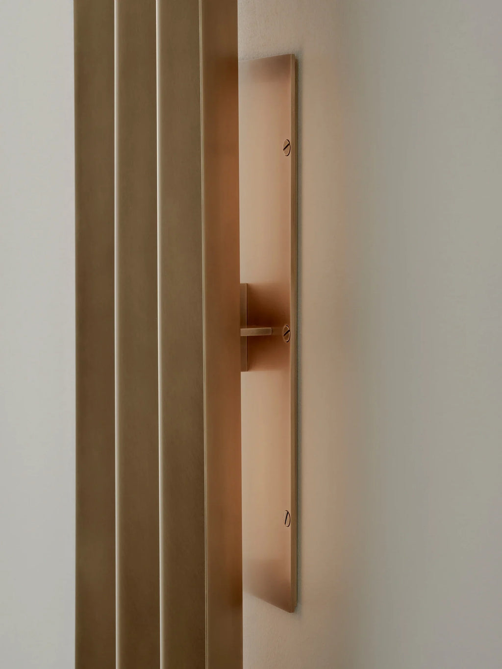 Ruffle Wall Sconce