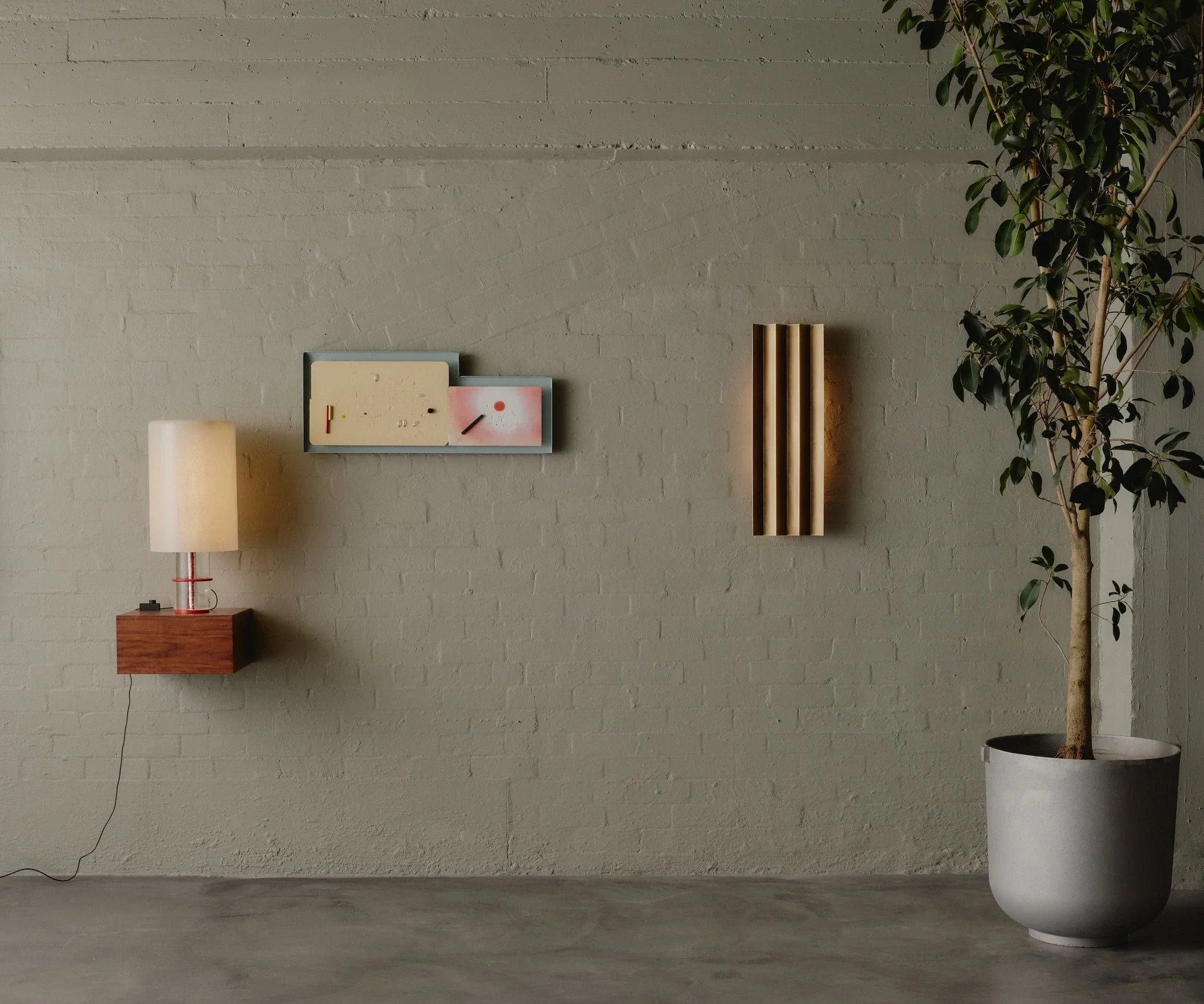 Ruffle Wall Sconce
