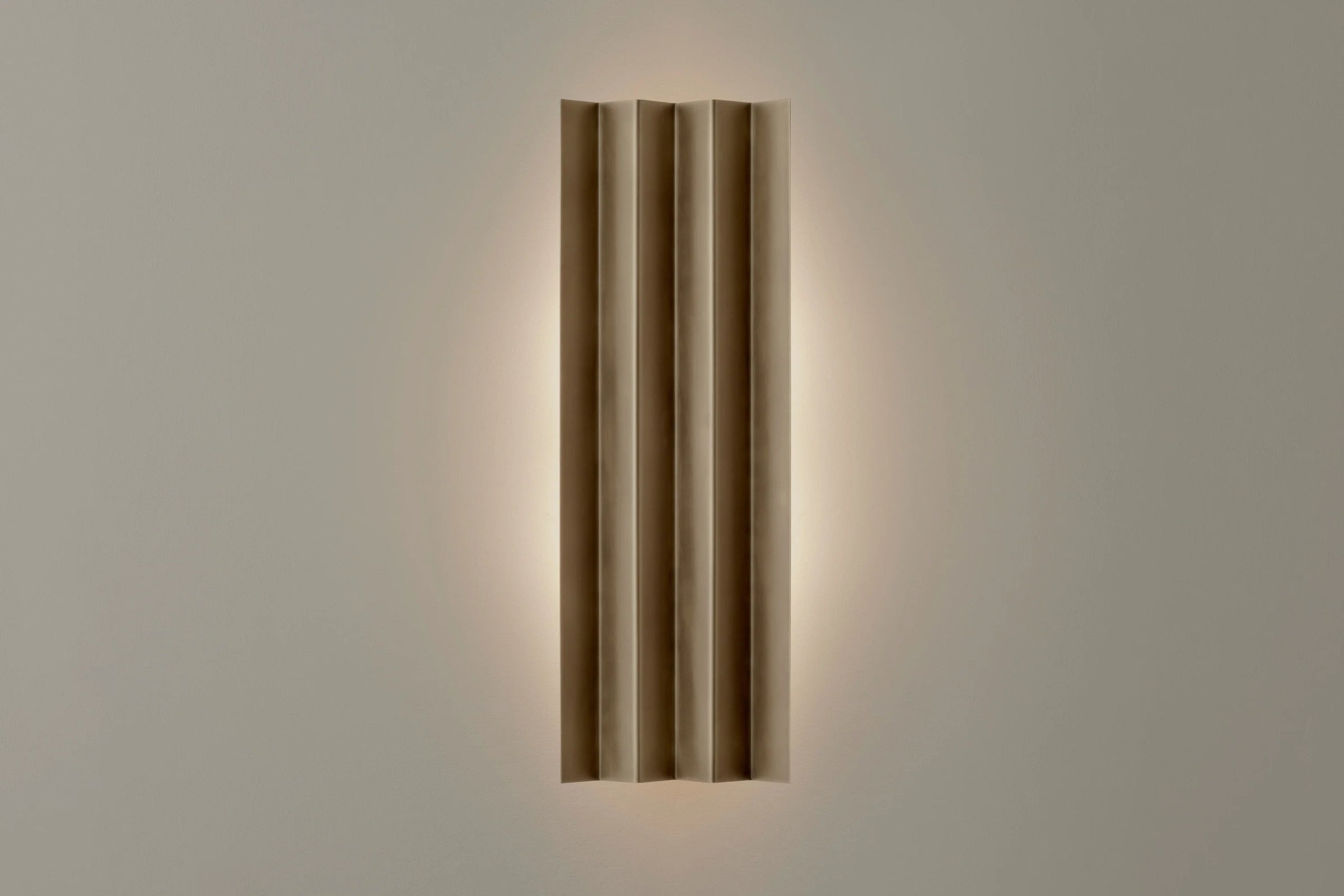 Ruffle Wall Sconce