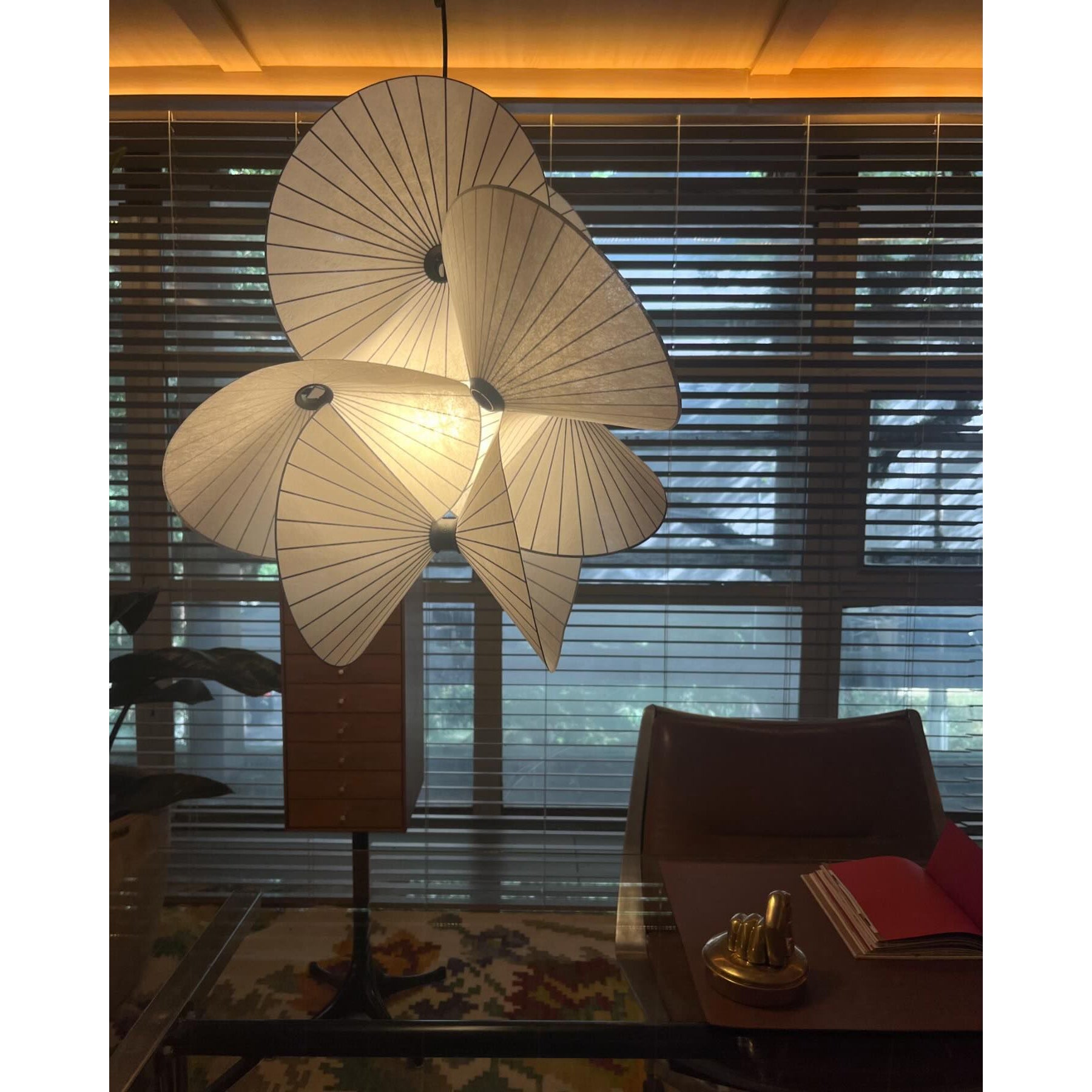 Serpentine Pendant Lamp