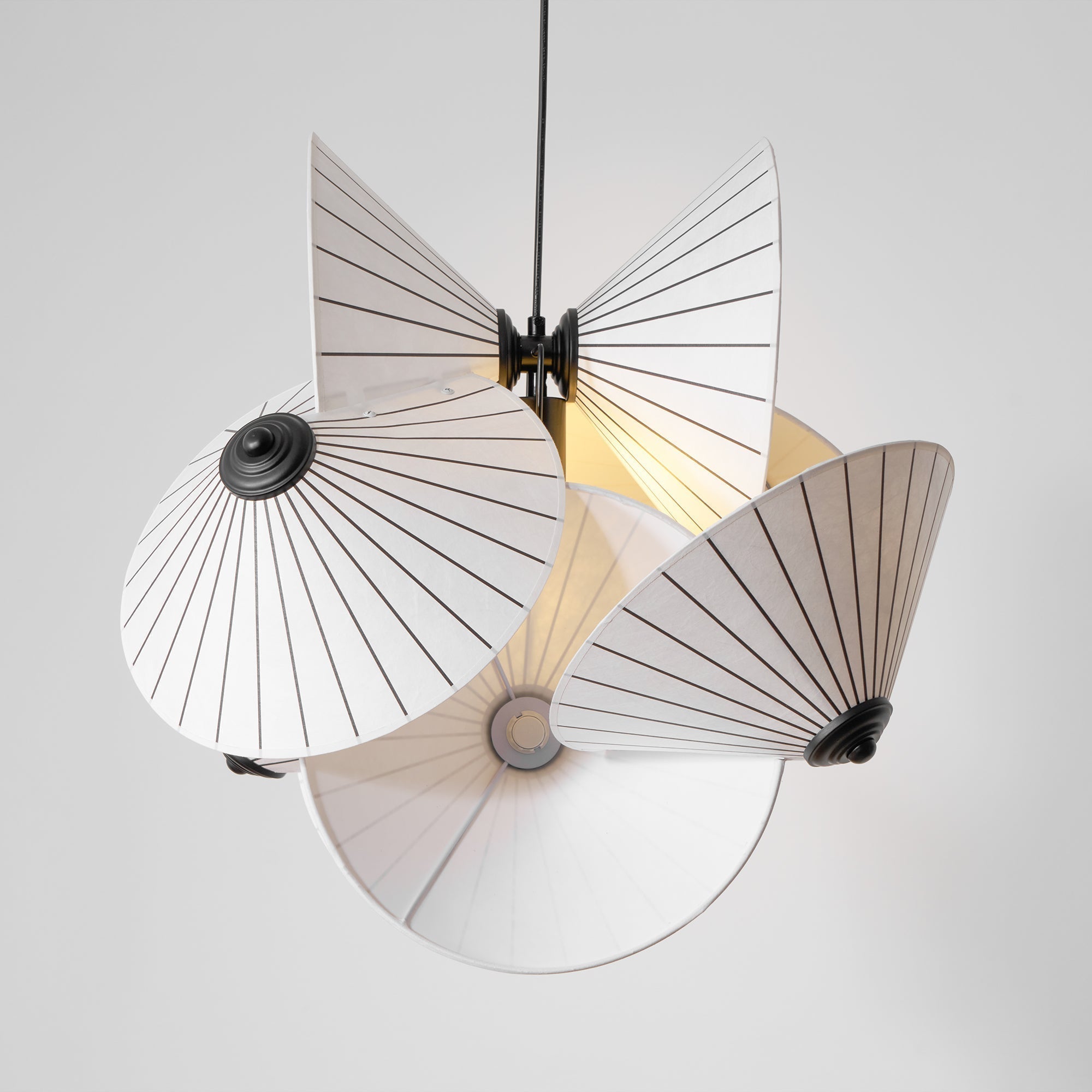 Serpentine Pendant Lamp