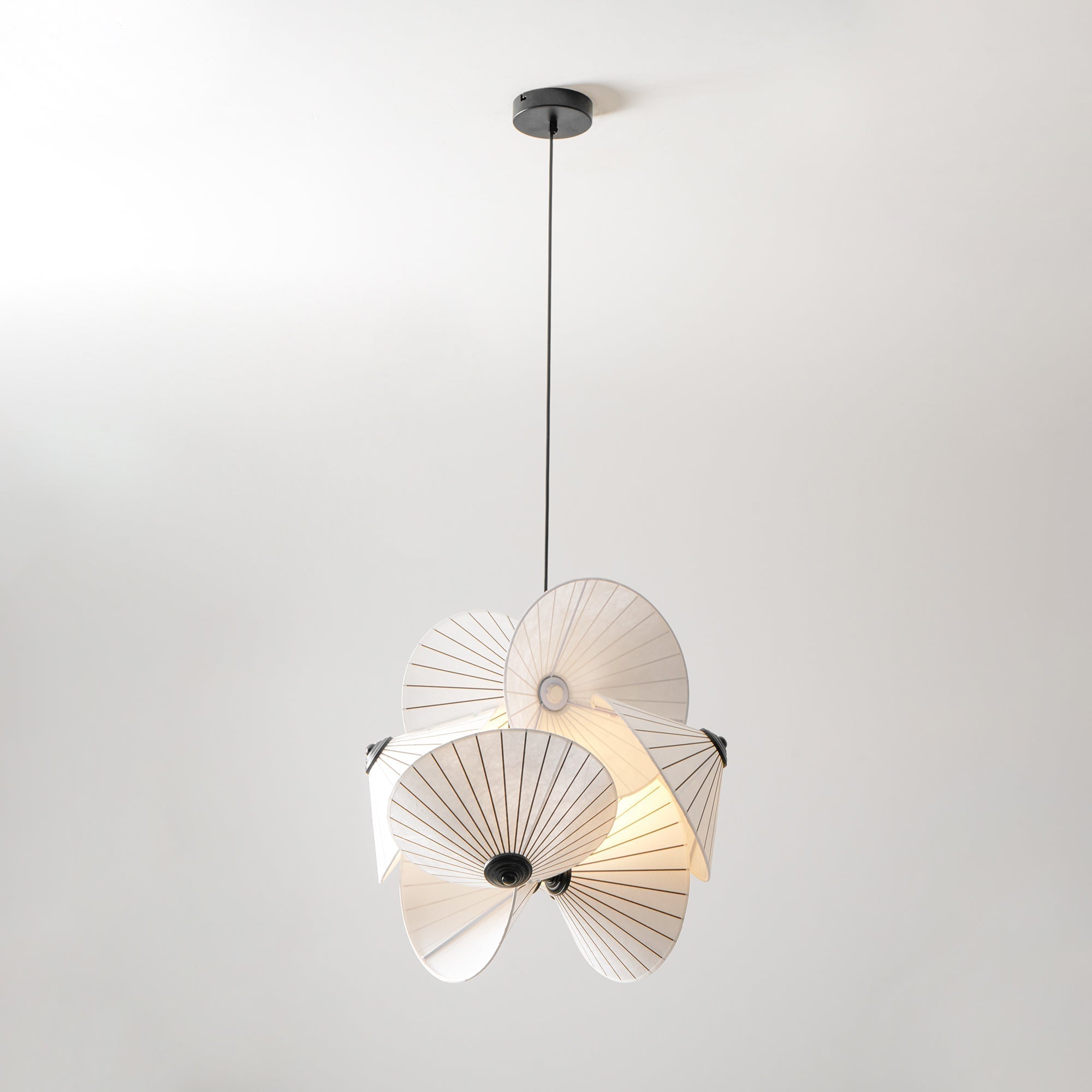 Serpentine Pendant Lamp