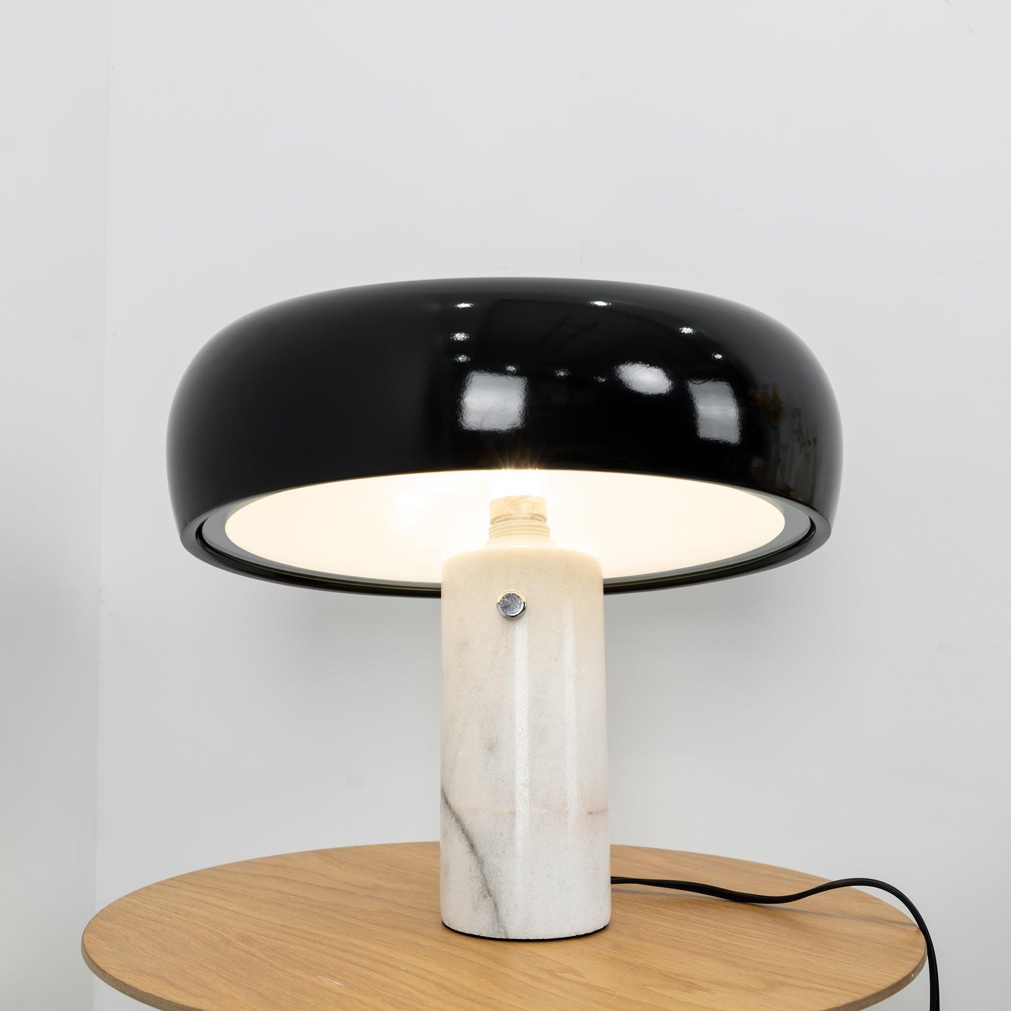 Snoopy Table Lamp