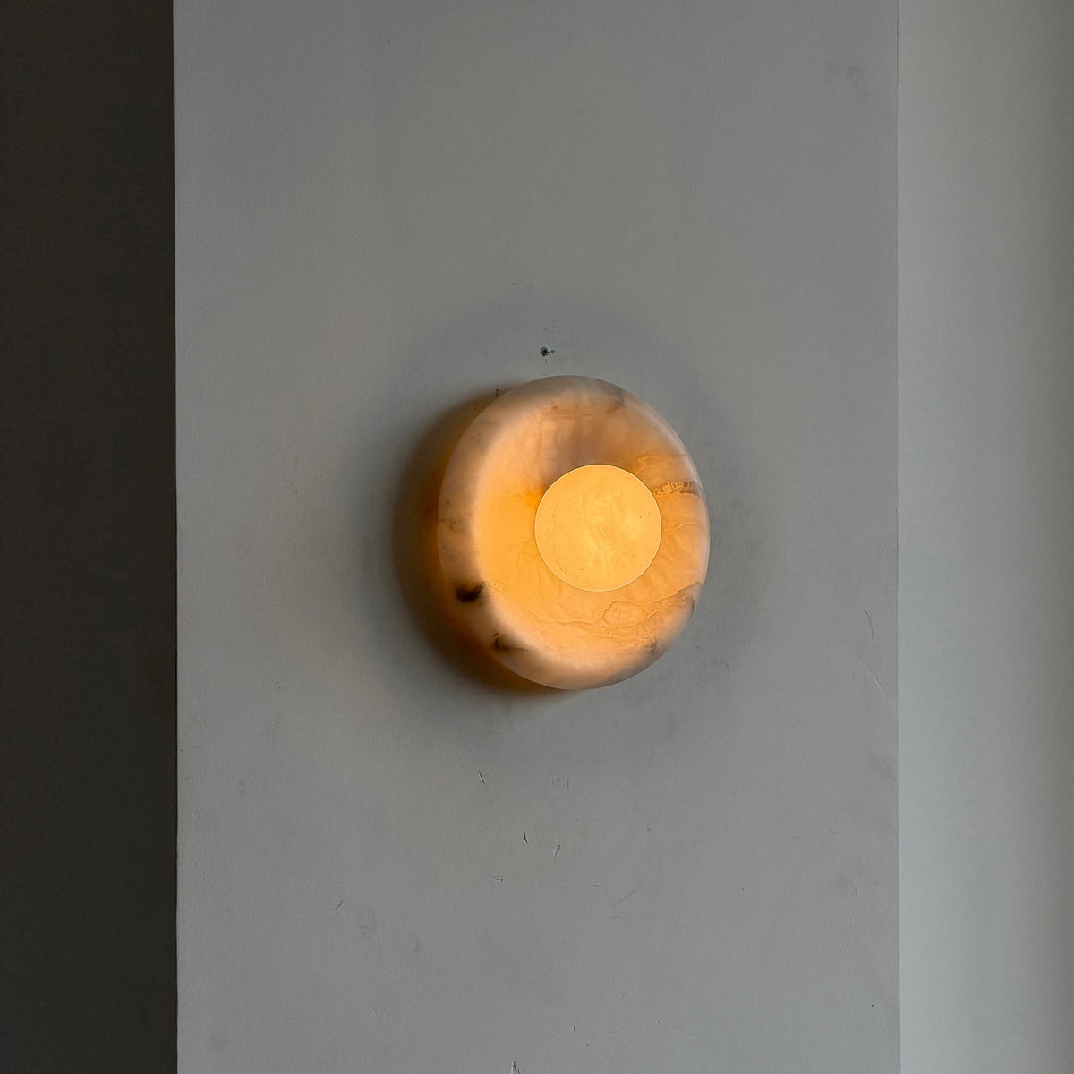 Solomon Sconce