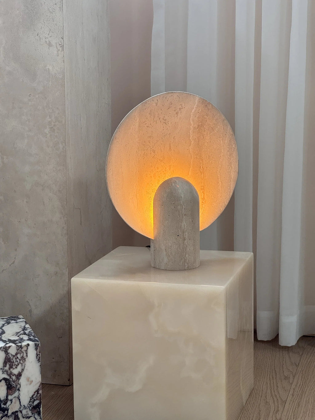 Surface Table Lamp
