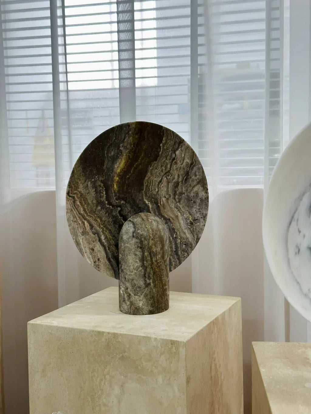 Surface Table Lamp