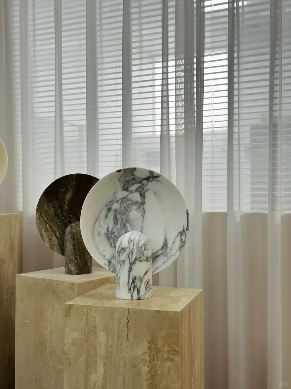 Surface Table Lamp