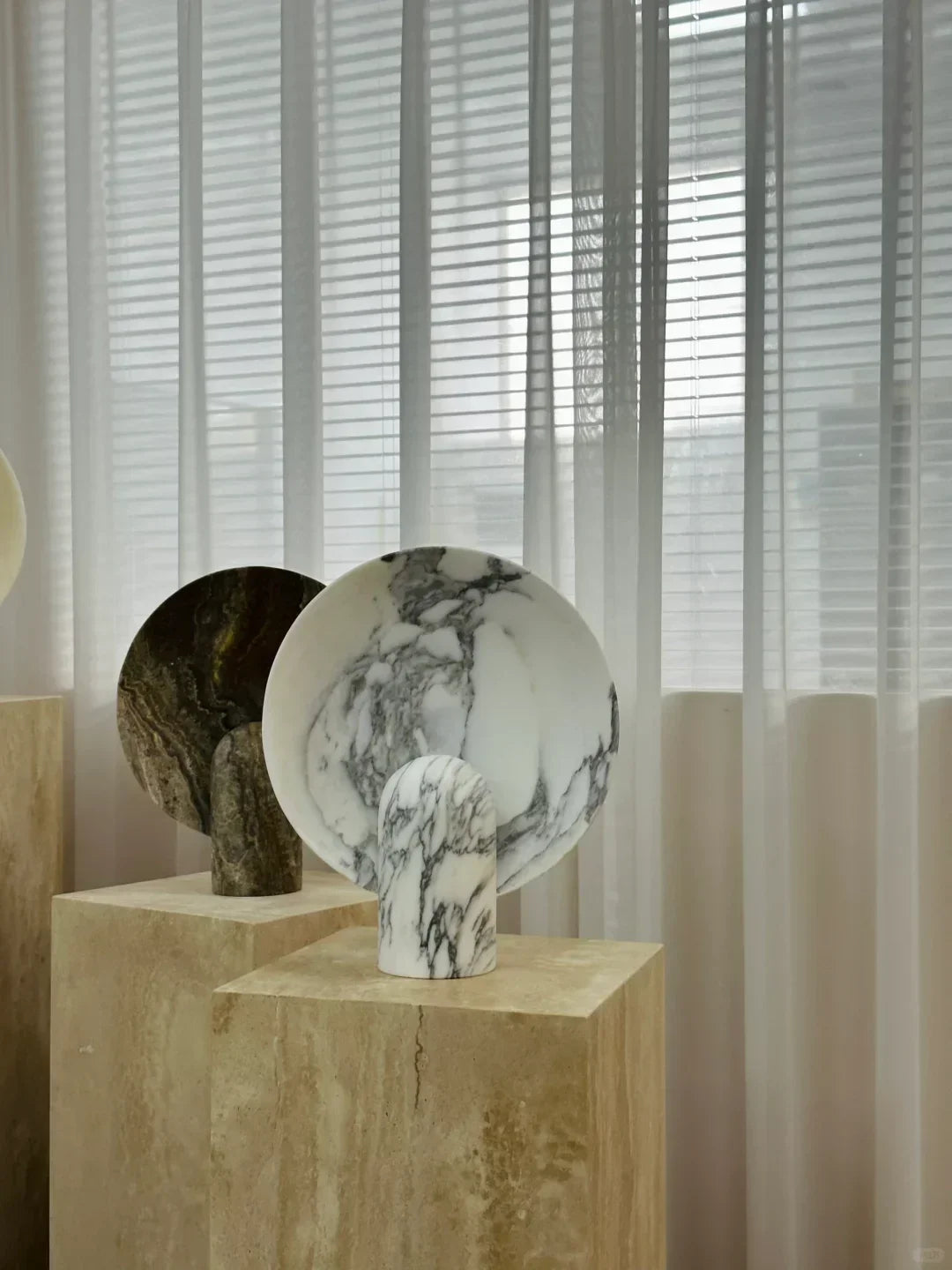 Surface Table Lamp