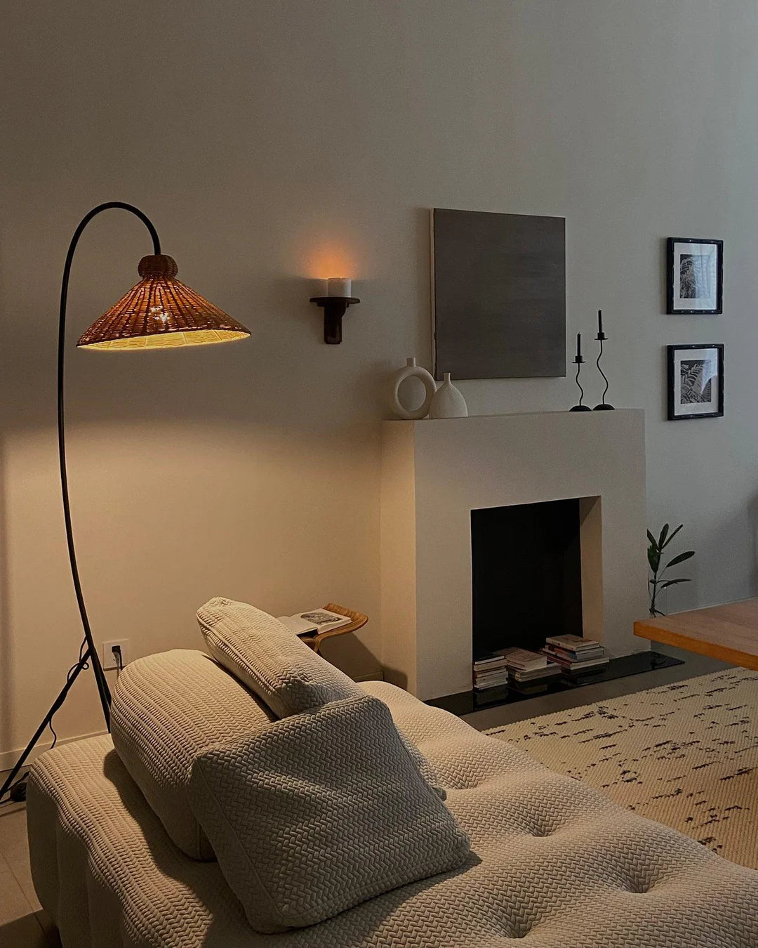 Swan Woven Floor Lamp