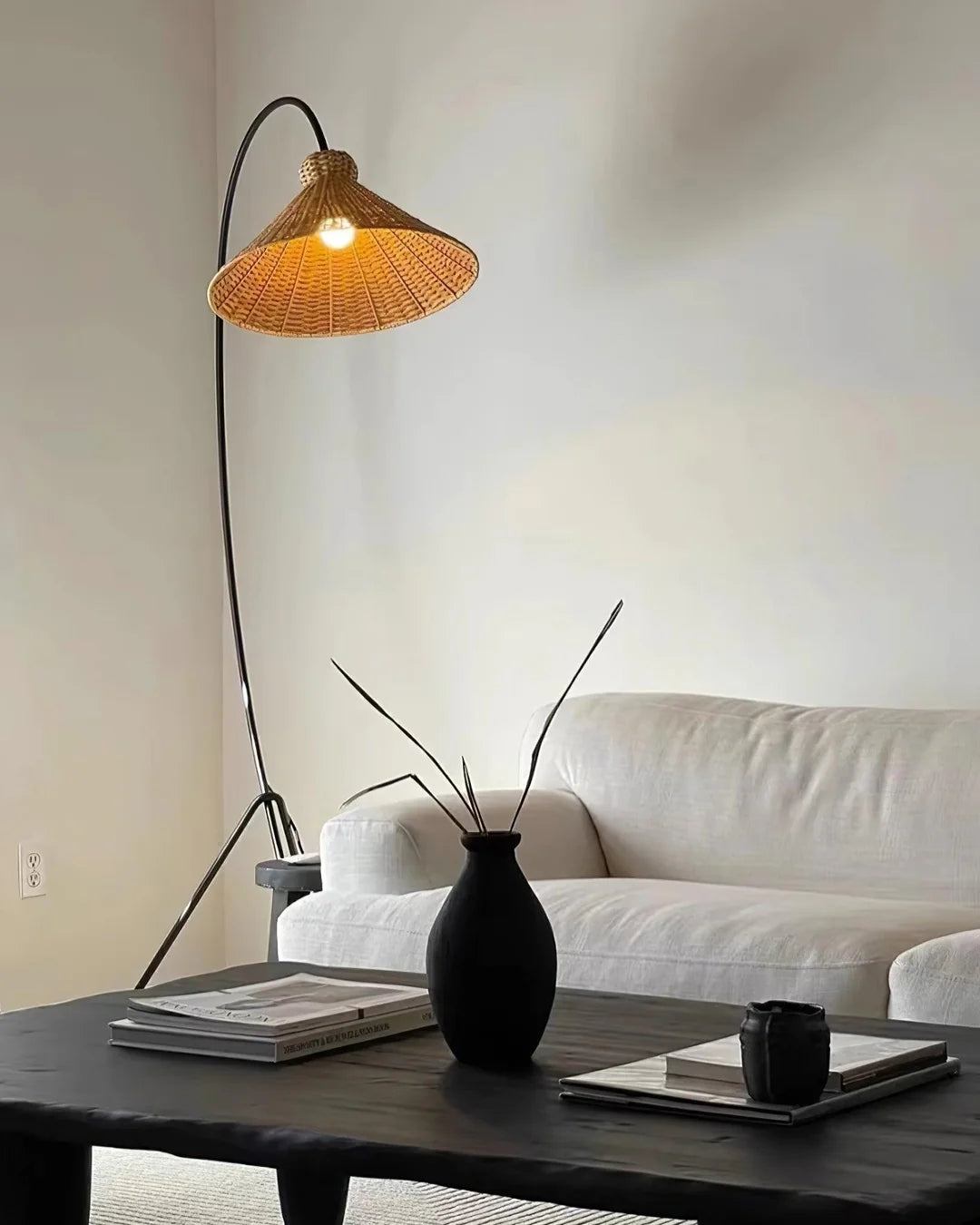 Swan Woven Floor Lamp