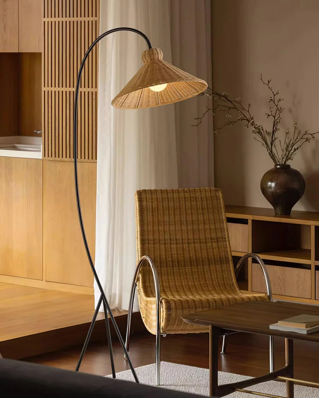 Swan Woven Floor Lamp
