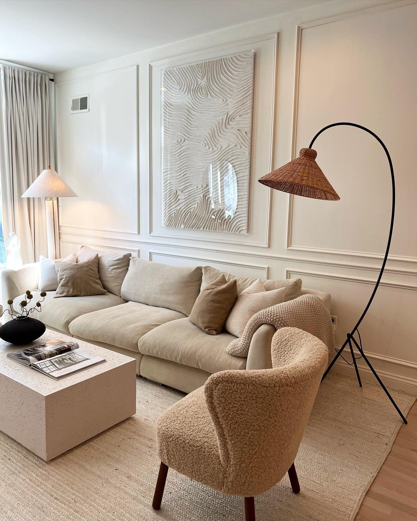 Swan Woven Floor Lamp