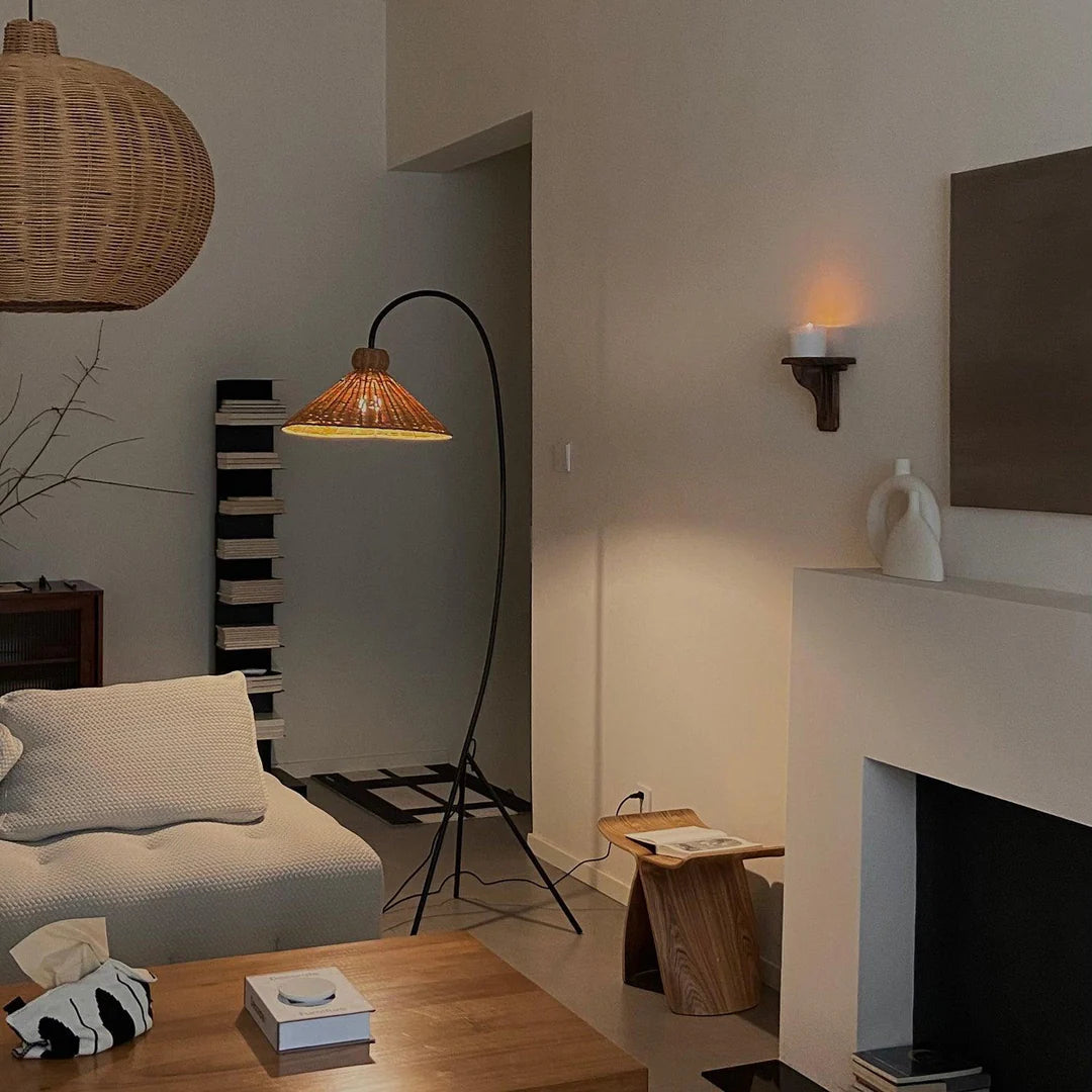 Swan Woven Floor Lamp