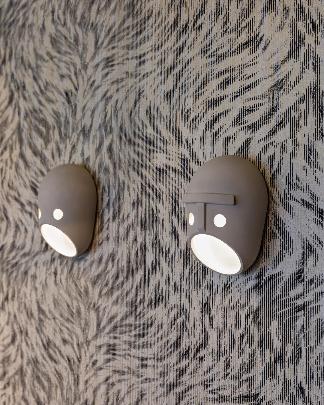 The Party Wall Lamp