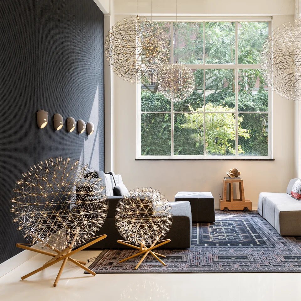 The Party Wall Lamp
