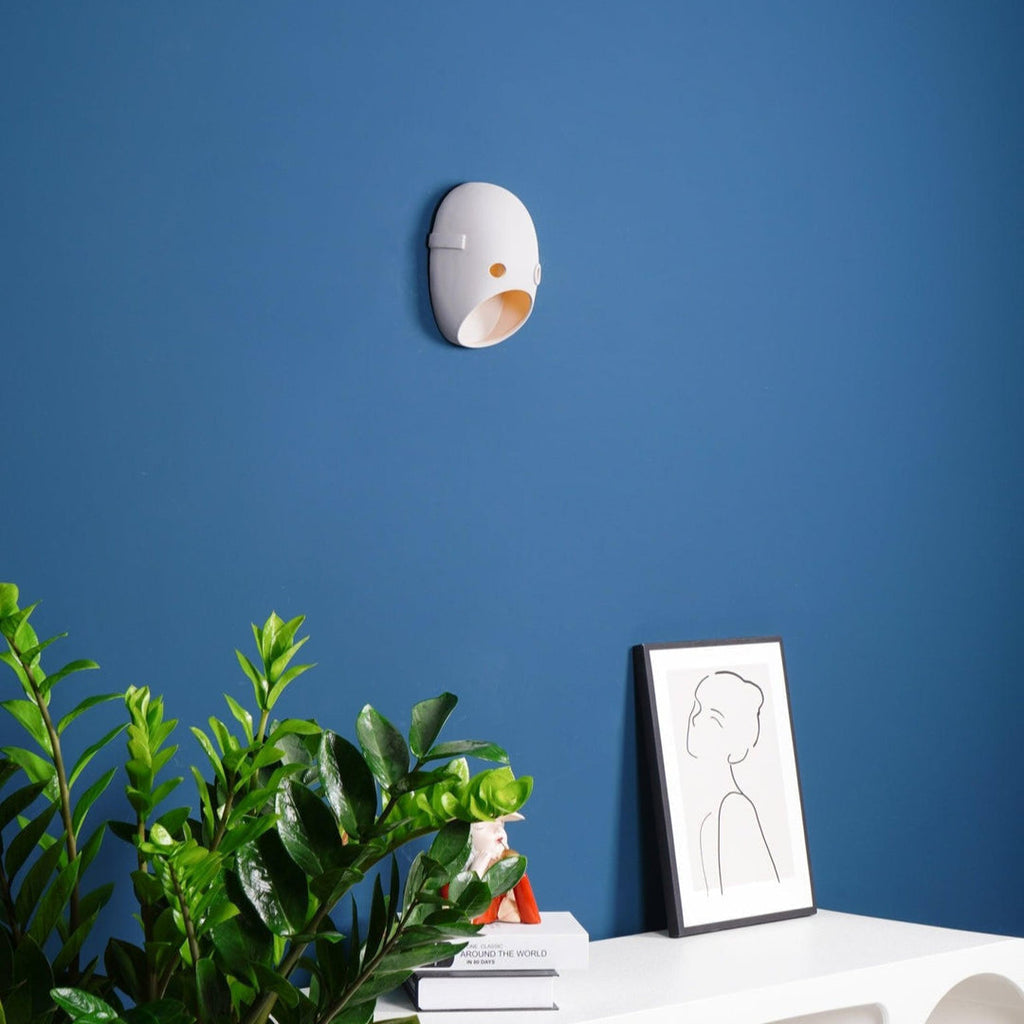 The Party Wall Lamp