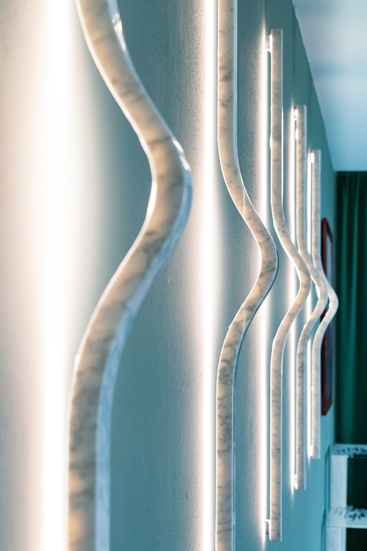 Thinium Wall Sconce