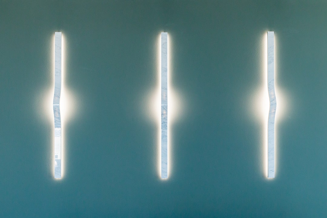 Thinium Wall Sconce