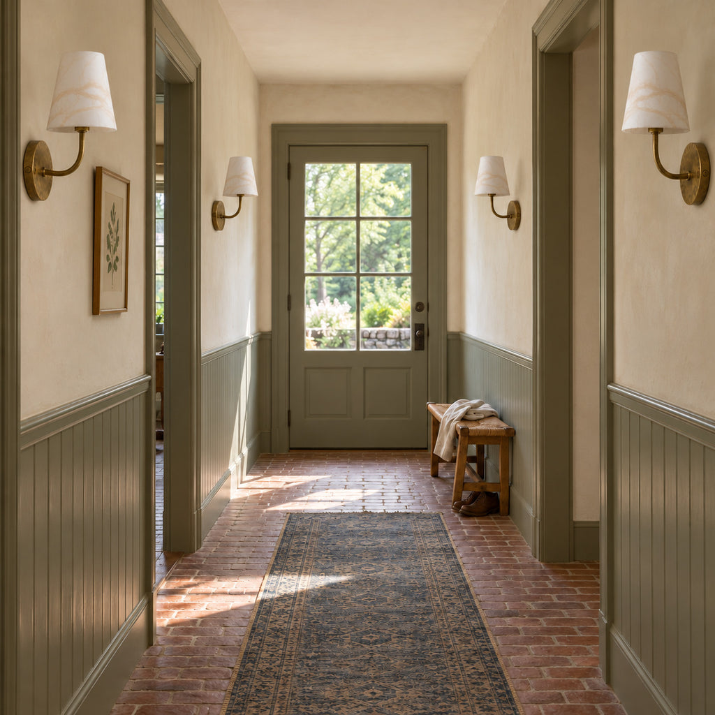 Thodore Sconce