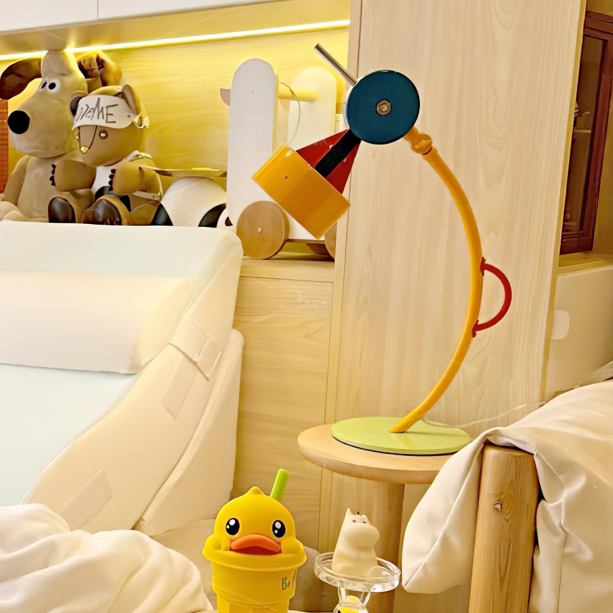 Fazzio Table Lamp