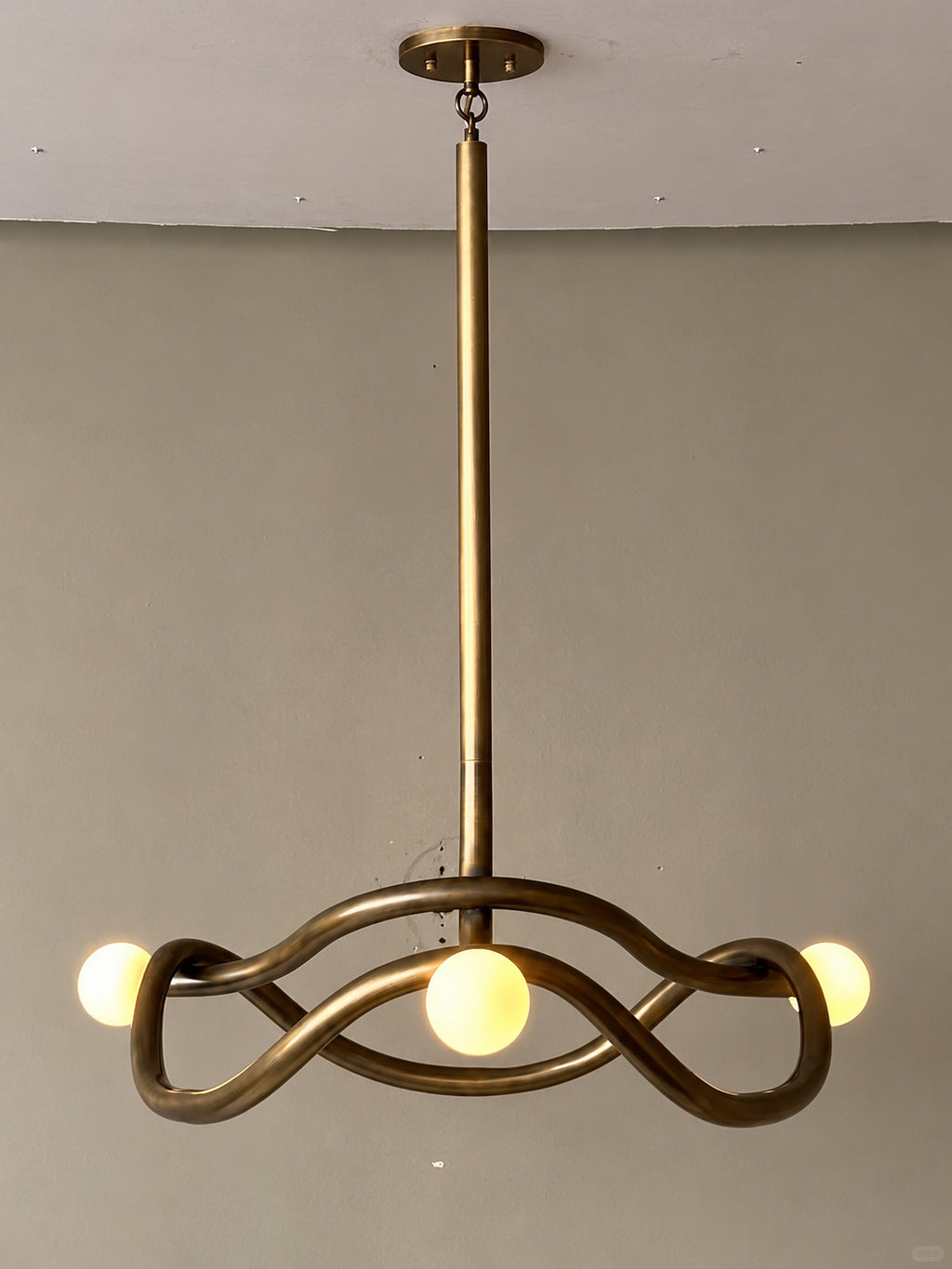 Tryst Chandelier