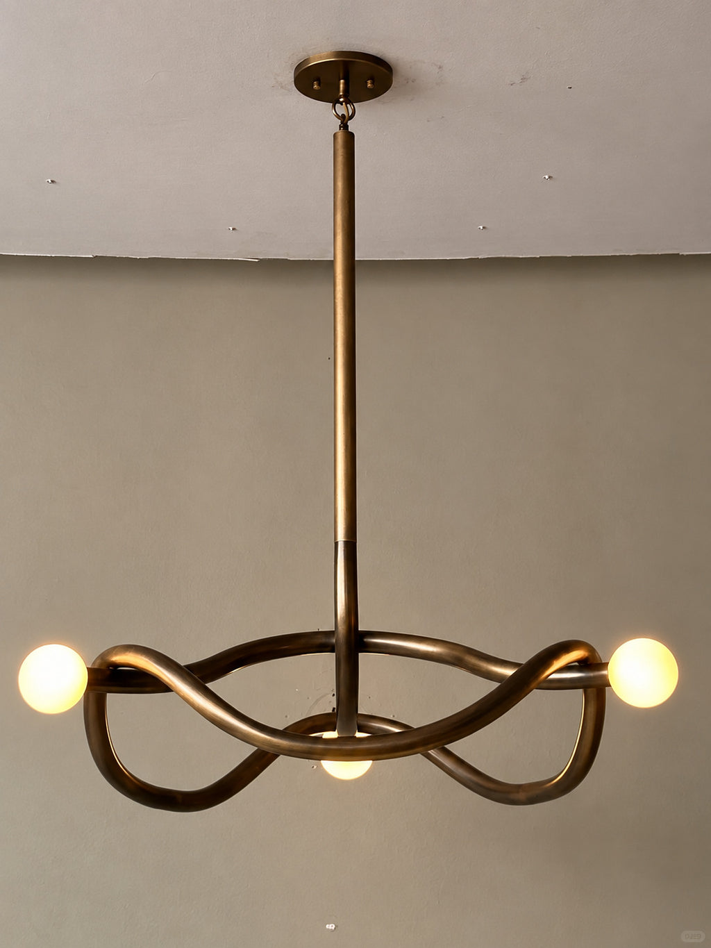 Tryst Chandelier