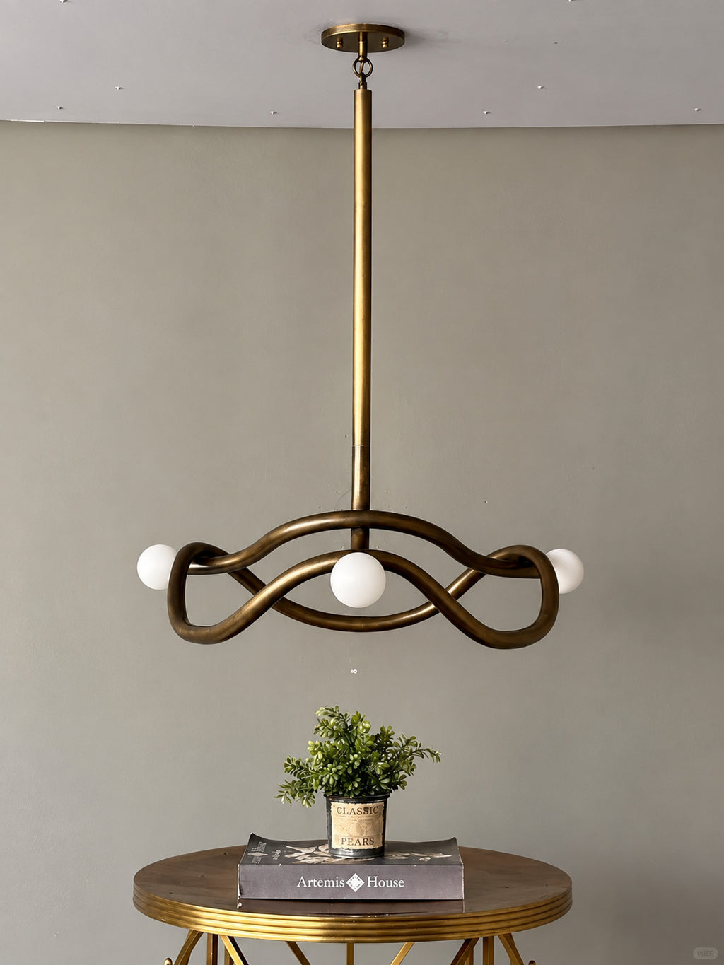 Tryst Chandelier