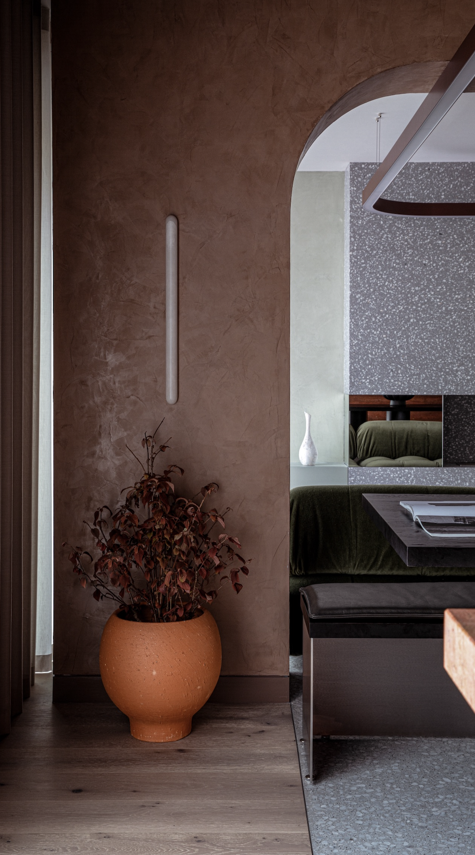 Tub Wall Sconce