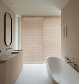 Tub Wall Sconce