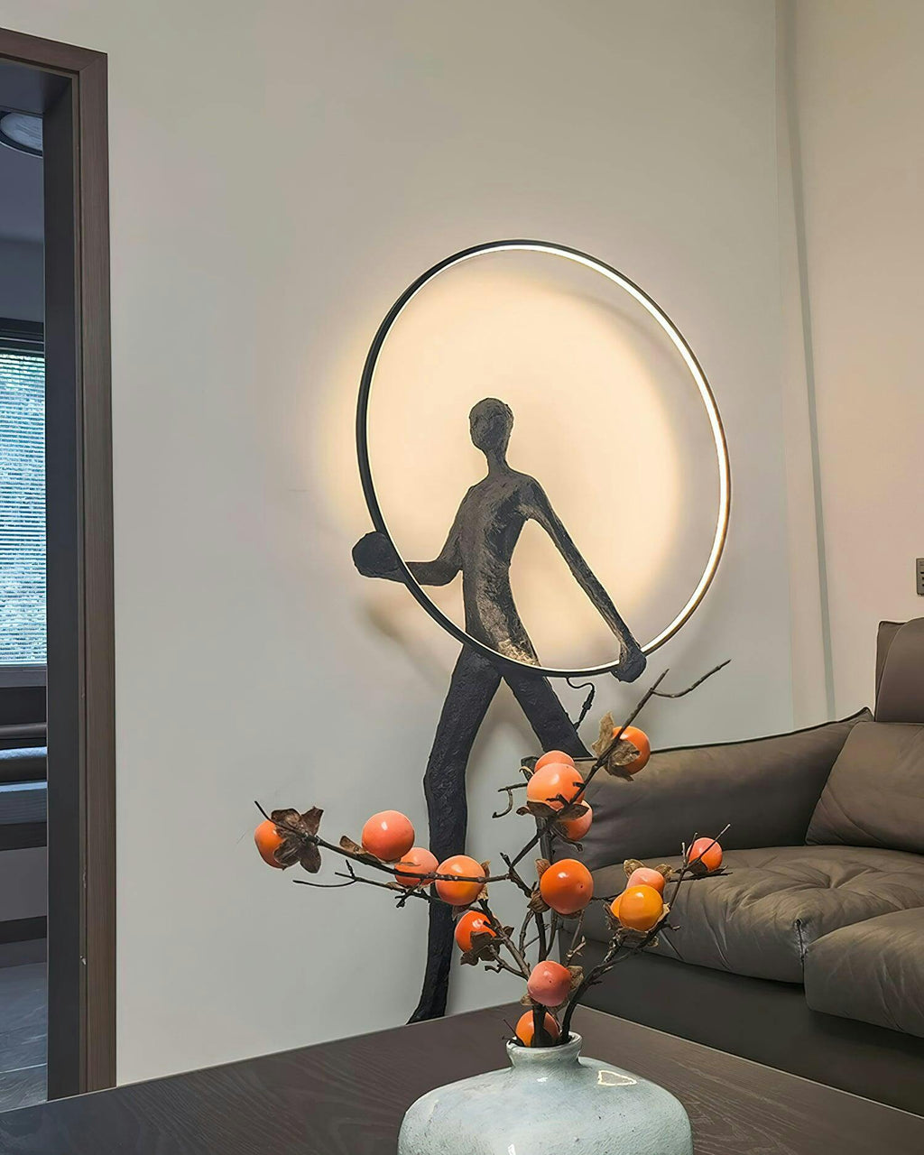 Vera Series Sculpture Floor Lamp