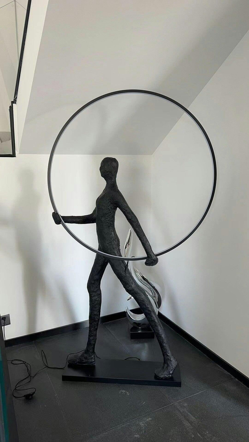 Vera Series Sculpture Floor Lamp