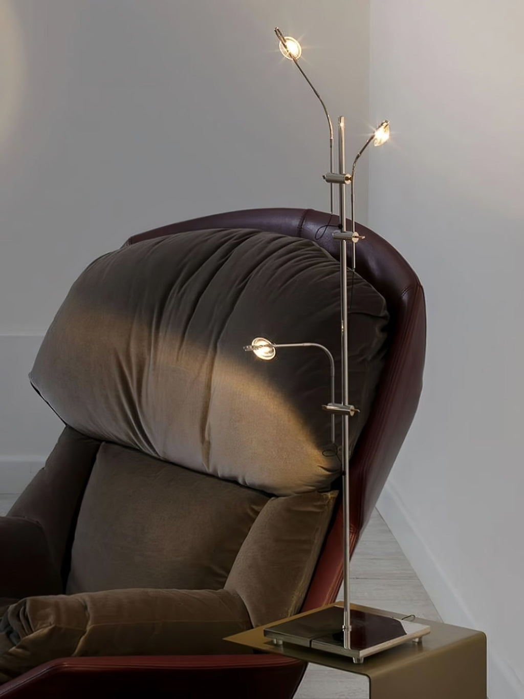 Ealand Table Lamp