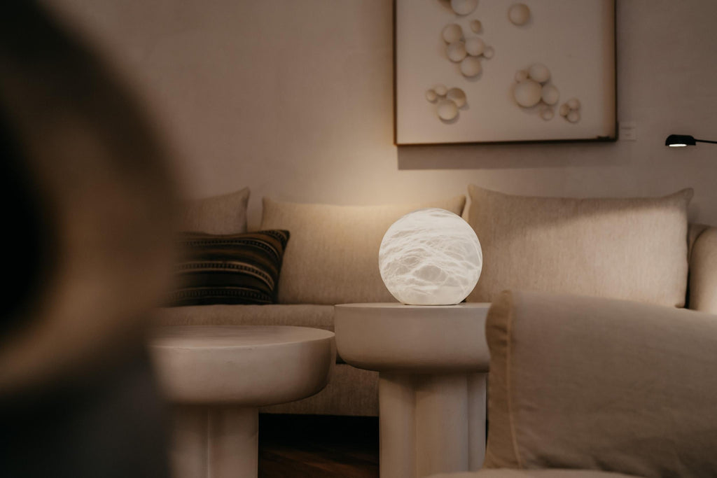 Moon Wireless Table Lamp