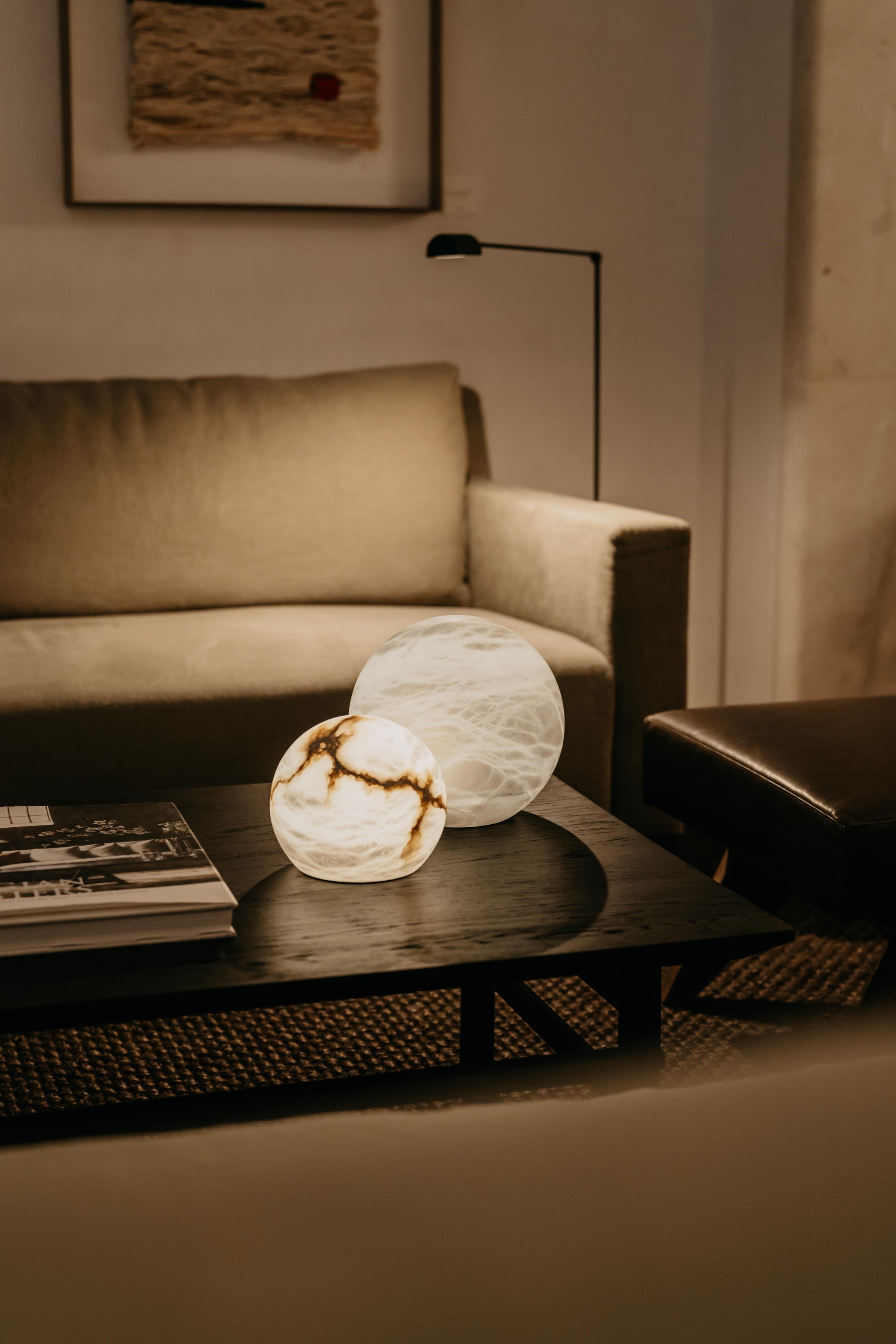 Moon Wireless Table Lamp