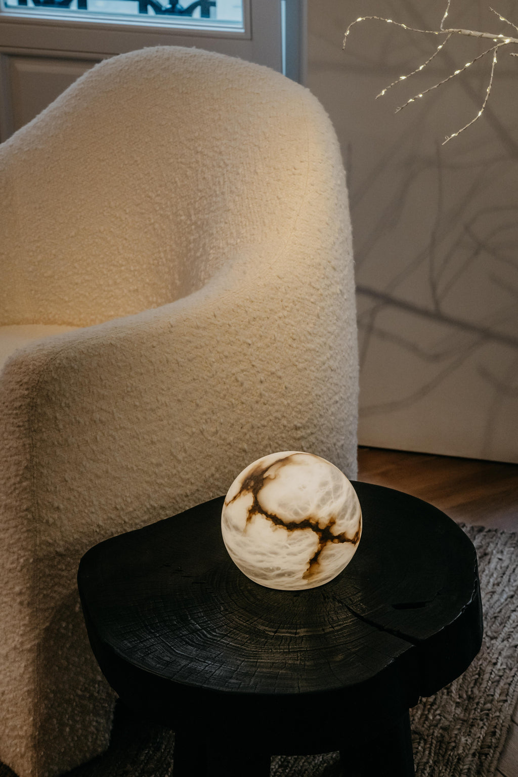 Moon Wireless Table Lamp
