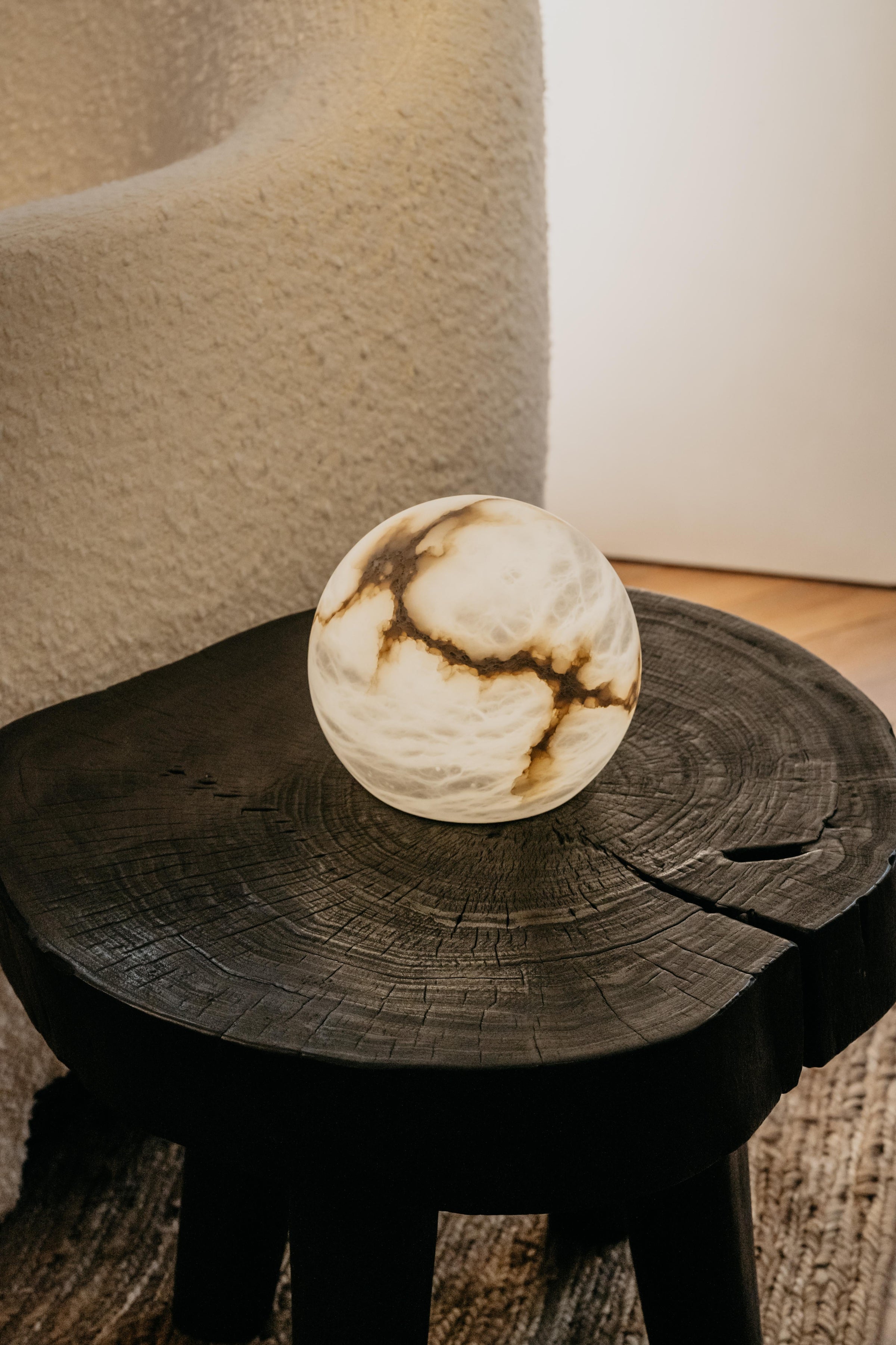 Moon Wireless Table Lamp